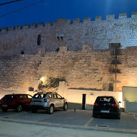 Castillo De Grisel