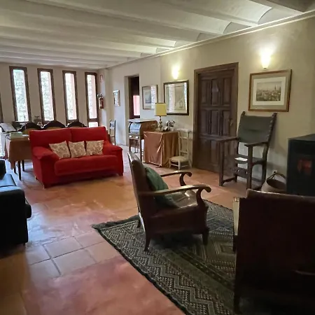 Country house Castillo De Grisel