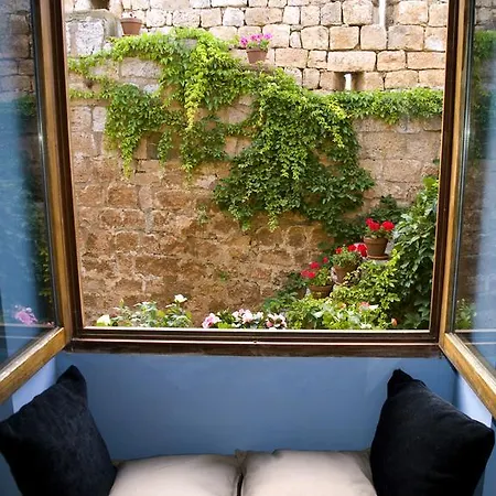 Castillo De Country house Grisel