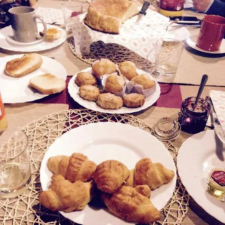 Country house Castillo De Grisel