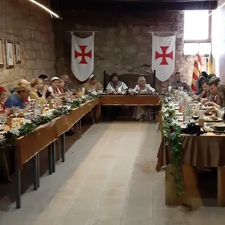 Castillo De Landhaus *