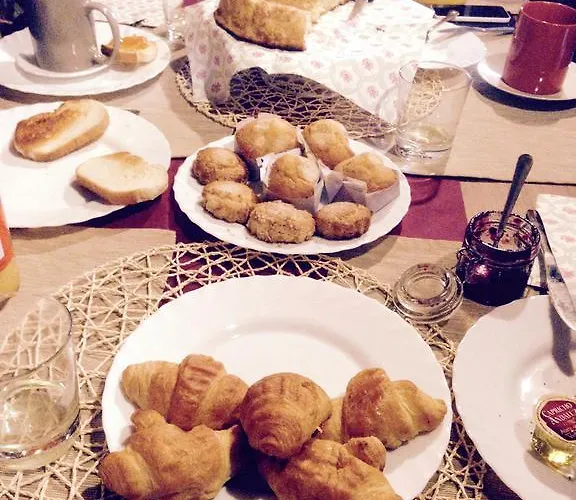 בית כפרי Castillo De Grisel